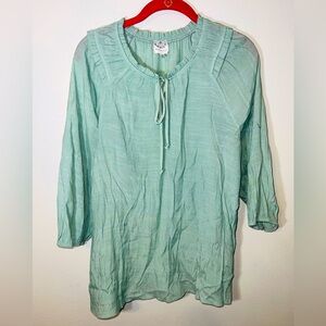 Late August Women's Light Green Tie Detail Quarter Sleeve Tunic Top! Size XL.